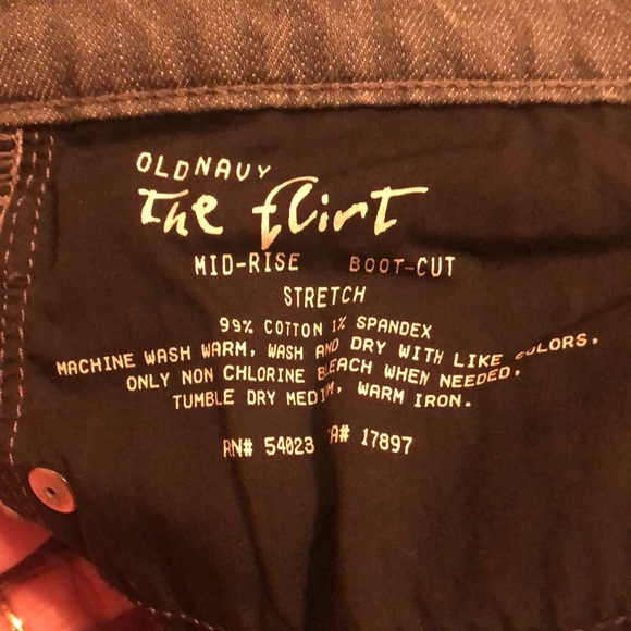 Old Navy sz 12 The Flirt - Mid-Rise, Boot Cut, Stretch Gray Jeans - Picture 6 of 8